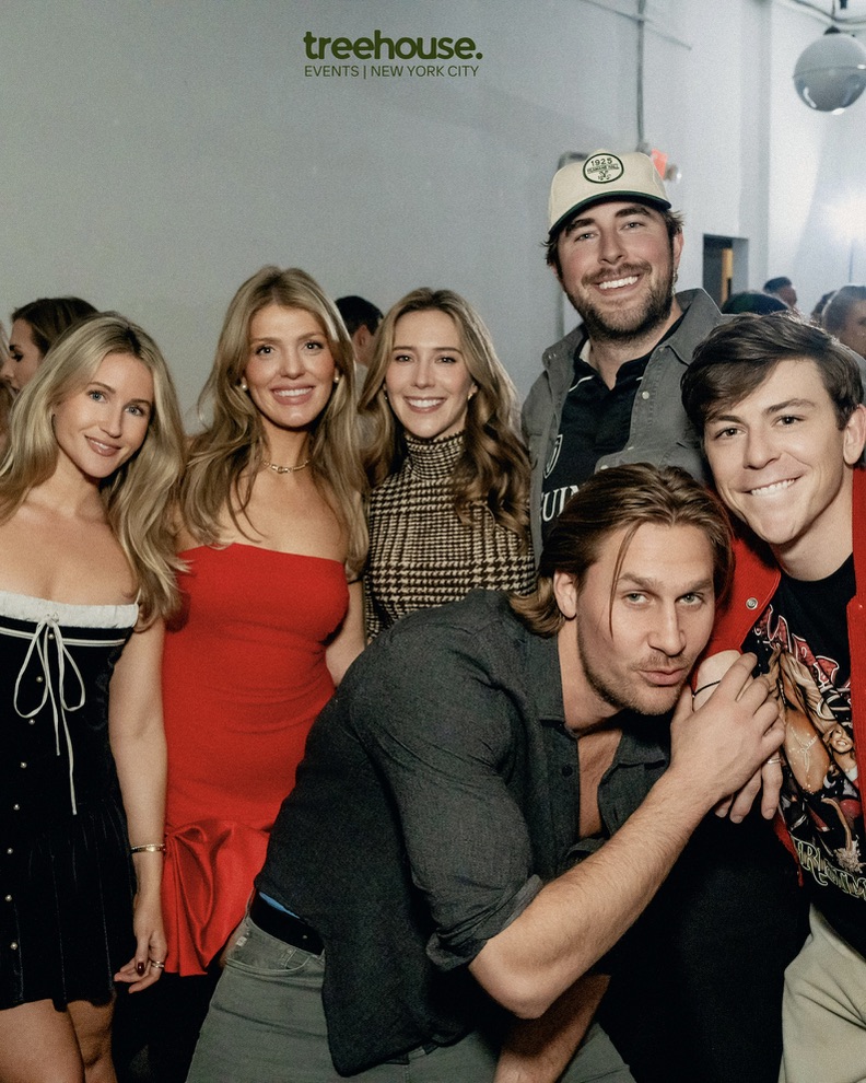 Christmas in NYC, treehouse. event